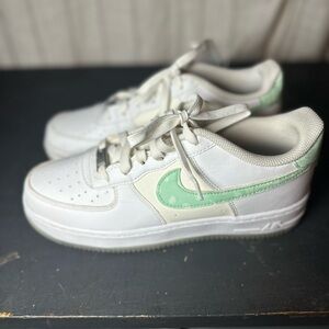 Nike Air Force 1 Low LV8 - Pastel Paisley
